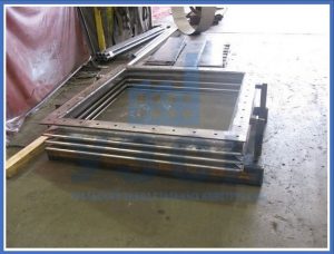 прямоугольные линзовые компенсаторы в Пензе